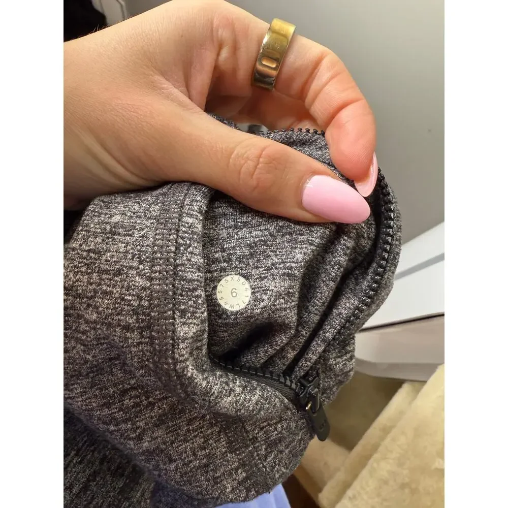 Lululemon Define Jacket Heathered Gray Full Zip Thumbholes Size 6